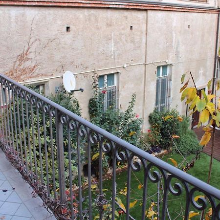 Saluzzo Historic Center Apartment Luaran gambar