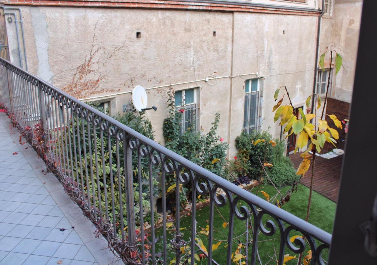 Saluzzo Historic Center Apartment Luaran gambar